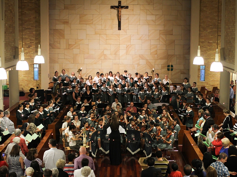 carols-in-the-chapel-2013-1000